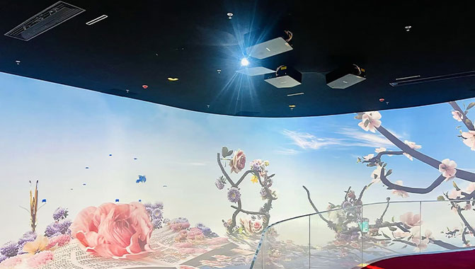 Immersive projection on a panoramic curved screen showcasing culture and heritage at the Guangdong Literature Museum